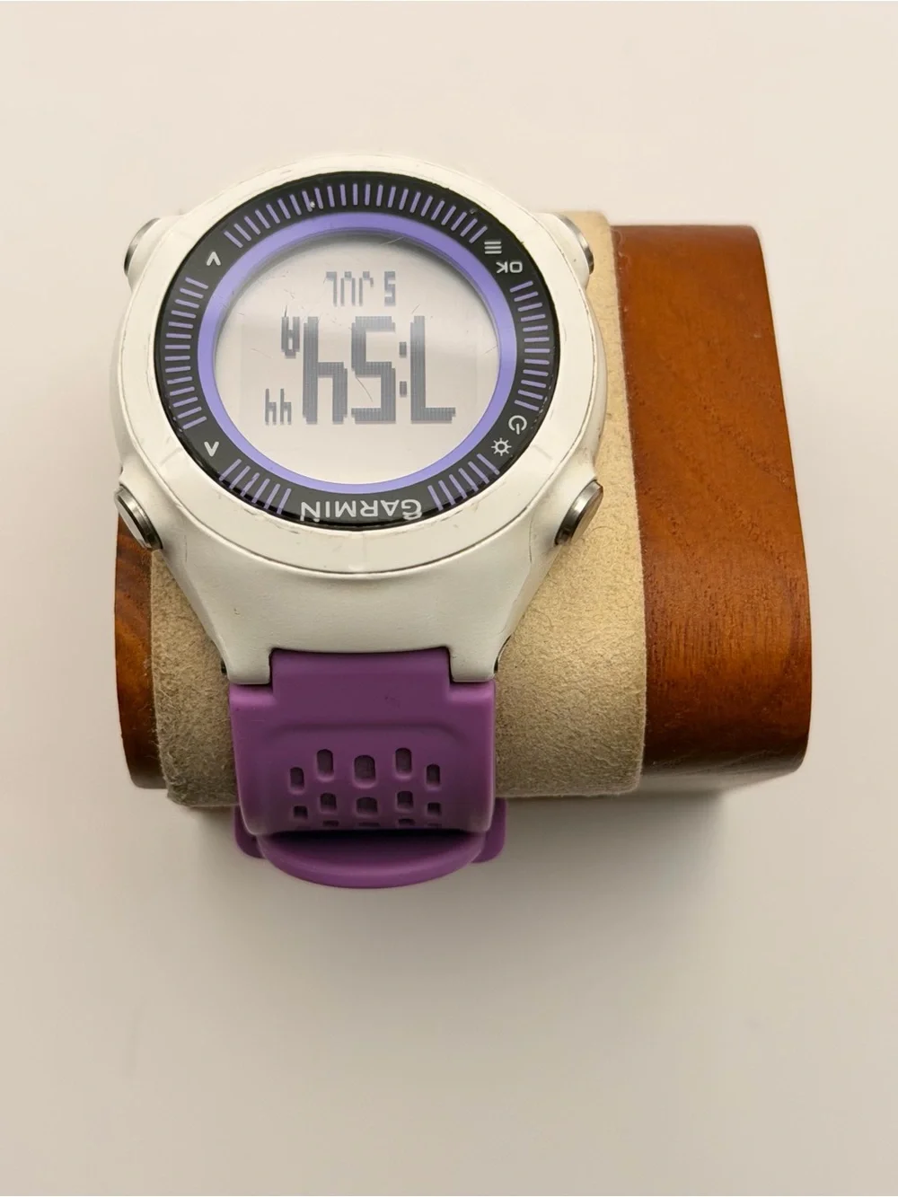 Garmin Approach S2, Golf Smartwatch, Charger Included, Tested, Rare White Color